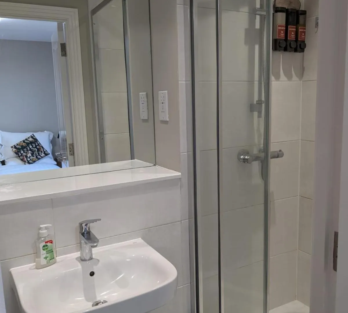London Heathrow Apartment - West Drayton Yiewsley